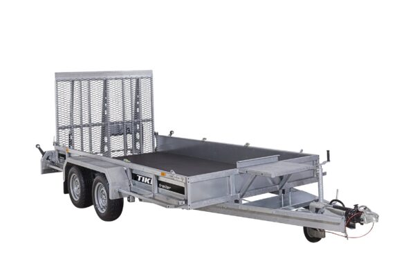 PRIEKABA DVIAŠĖ SU RAMPA 3500KG